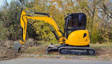 compact-excavator